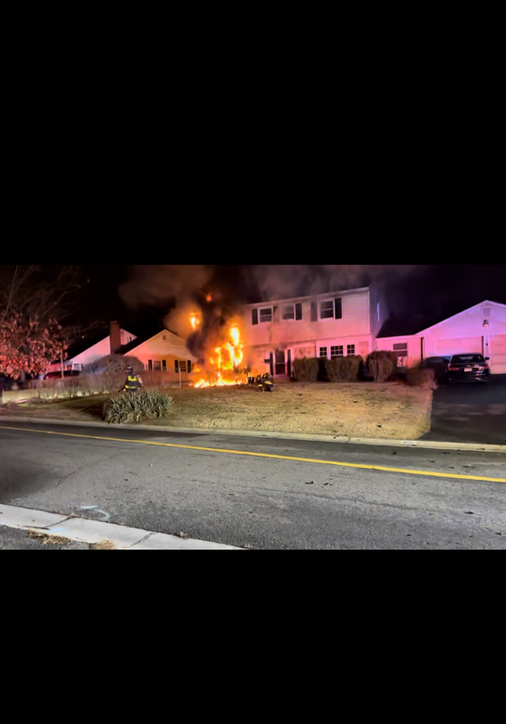 Arrival conditions of an all-hands fire in Country Club Park.