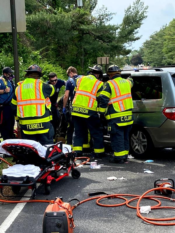 Firefighters extricating on an motor vehicle accident.