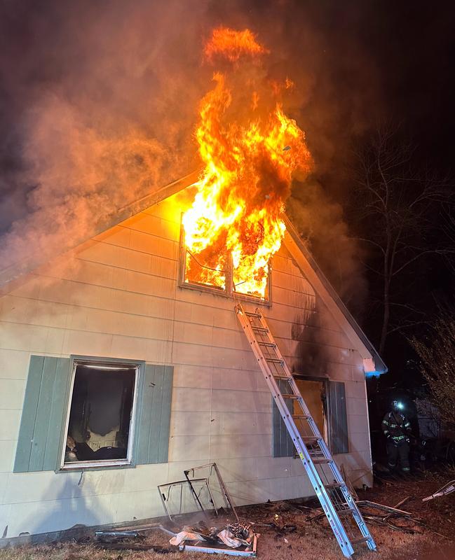 Fire conditions of an all-hands fire in Buckingham Park.