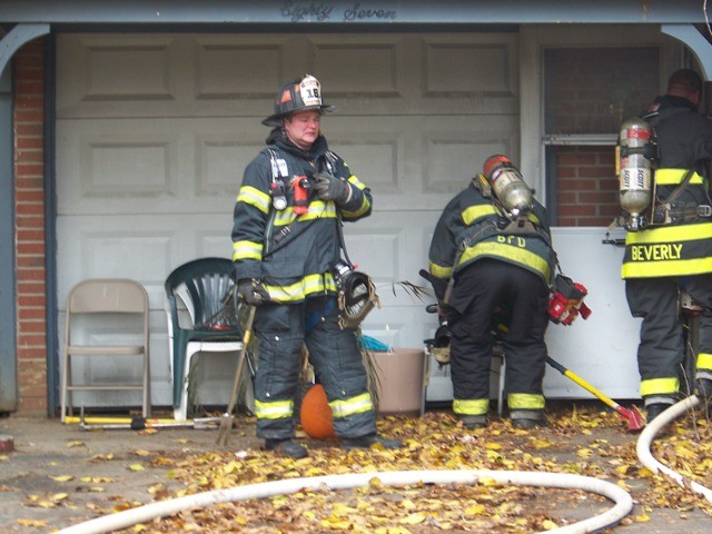 Captain Gardner gives orders a a minor house fire on Midvale Lane